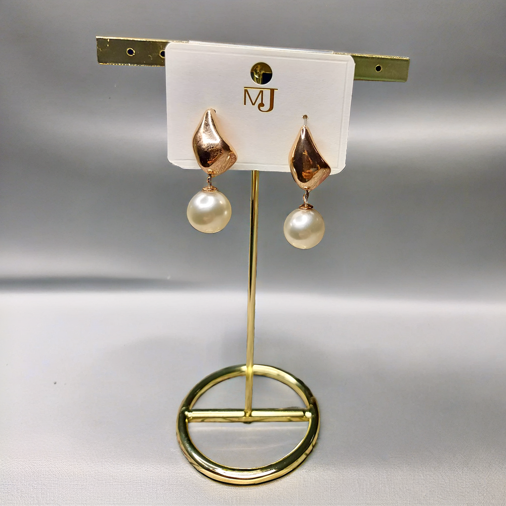 Kuhu Earring Design 1