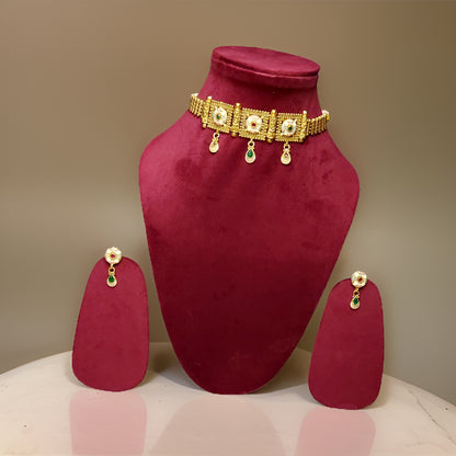 Elevate your look with our Kuhu Necklace. This stunning piece exudes sophistication with its timeless design and superior craftsmanship. Whether worn alone or layered with other necklaces, it adds a touch of glamour to any outfit.