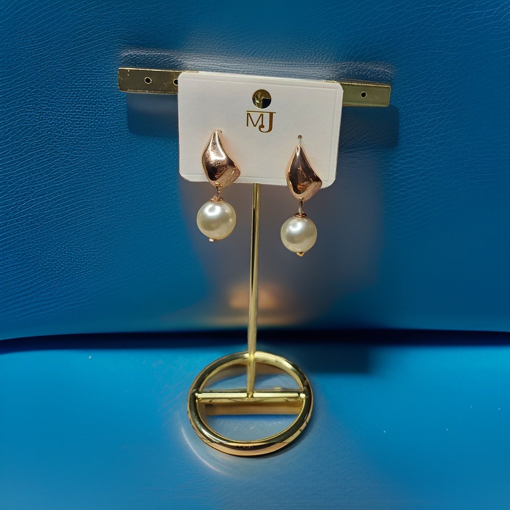 Kuhu Earring Design 1