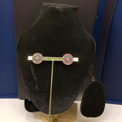 This beautiful earring is perfect for adding a touch of style to your look. It's crafted with care to ensure both durability and elegance. The sleek design and high-quality materials make it an ideal accessory for any occasion.
